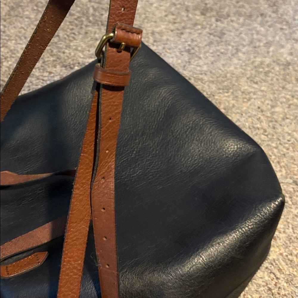Madewell Leather Zip Top Transport Tote - Picture 7 of 8